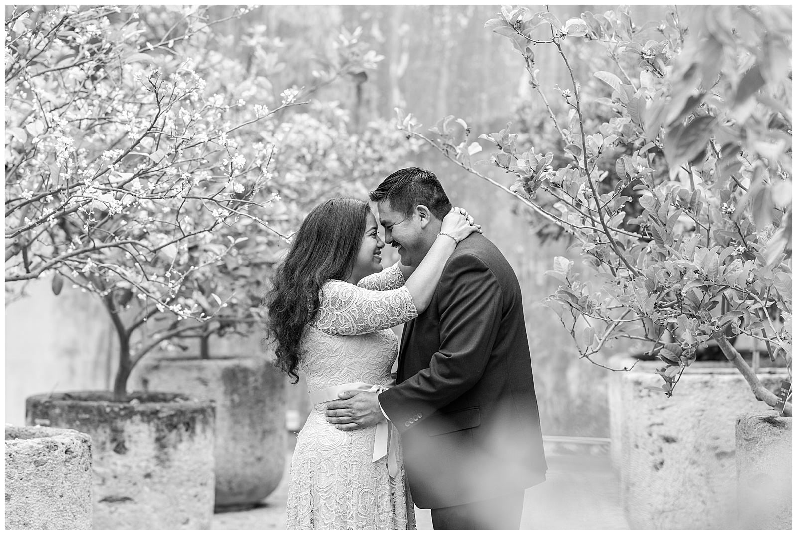 Engagement Session at the Botanical Gardens in San Antonio Texas